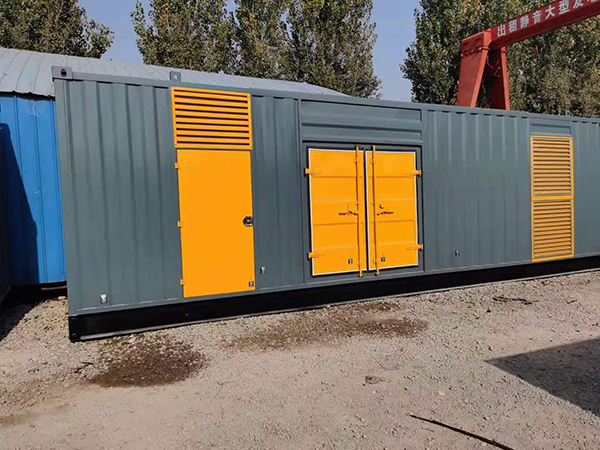 上安乡300kw 柴油发电机组用多大的空气开关？