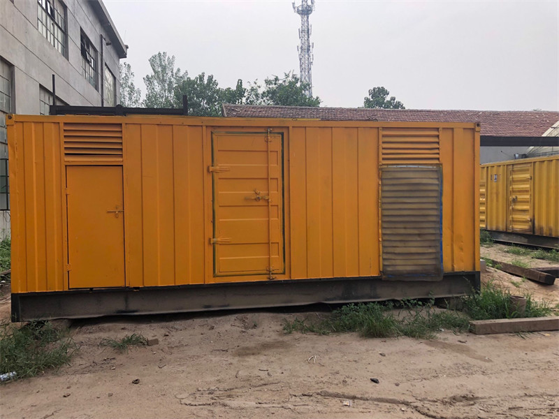 上安乡柴油发电机如何判断新机油是否已经完全充满机油滤清器？