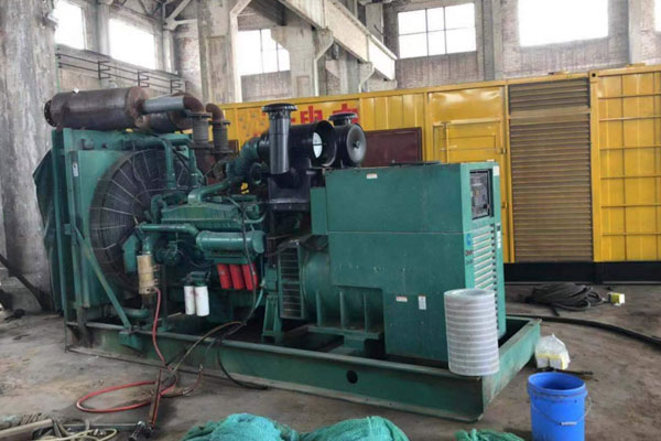 上安乡发电机组的空气滤清器应该如何保养？