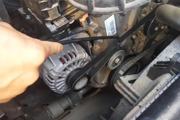 上安乡转速传感器的工作原理是什么？