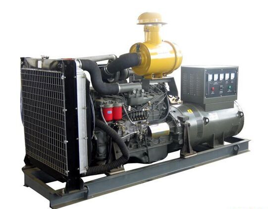 上安乡汽油发电机组冬季保养时，燃油系统需要注意什么？